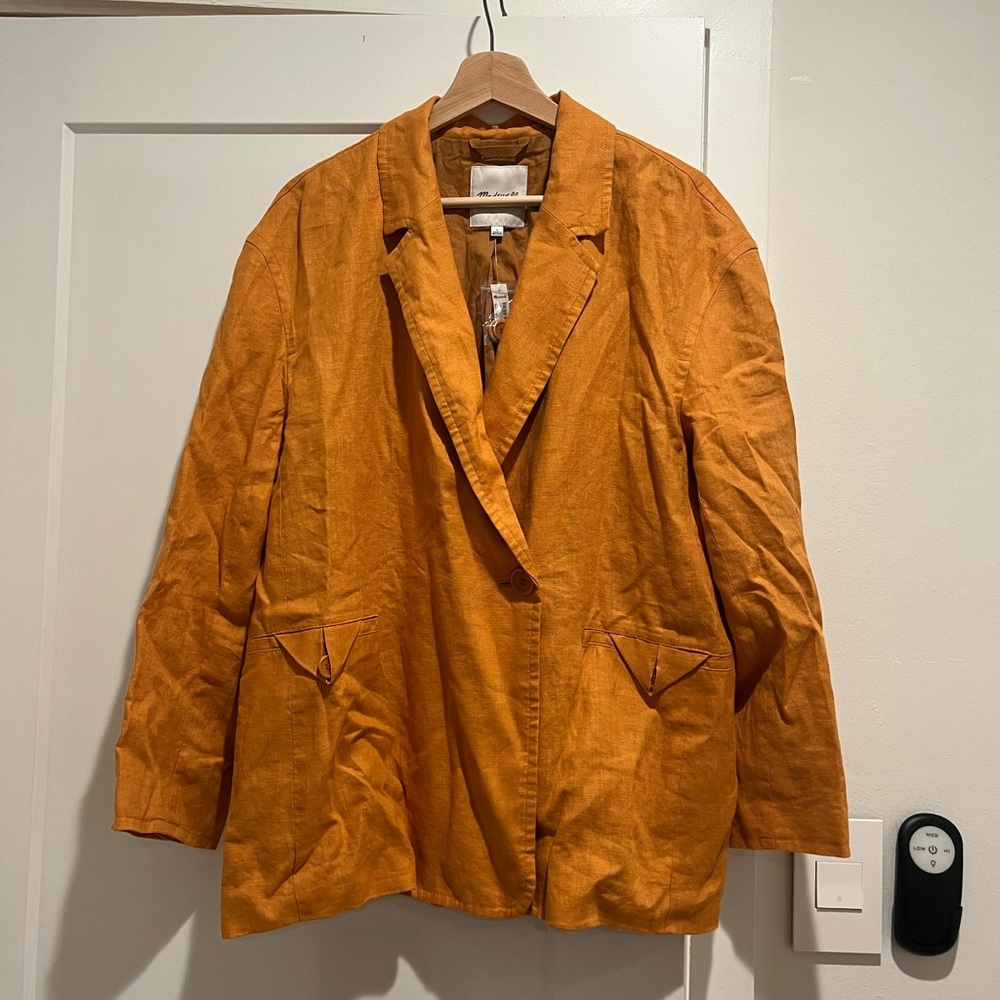 Crossover Blazer in 100% Linen